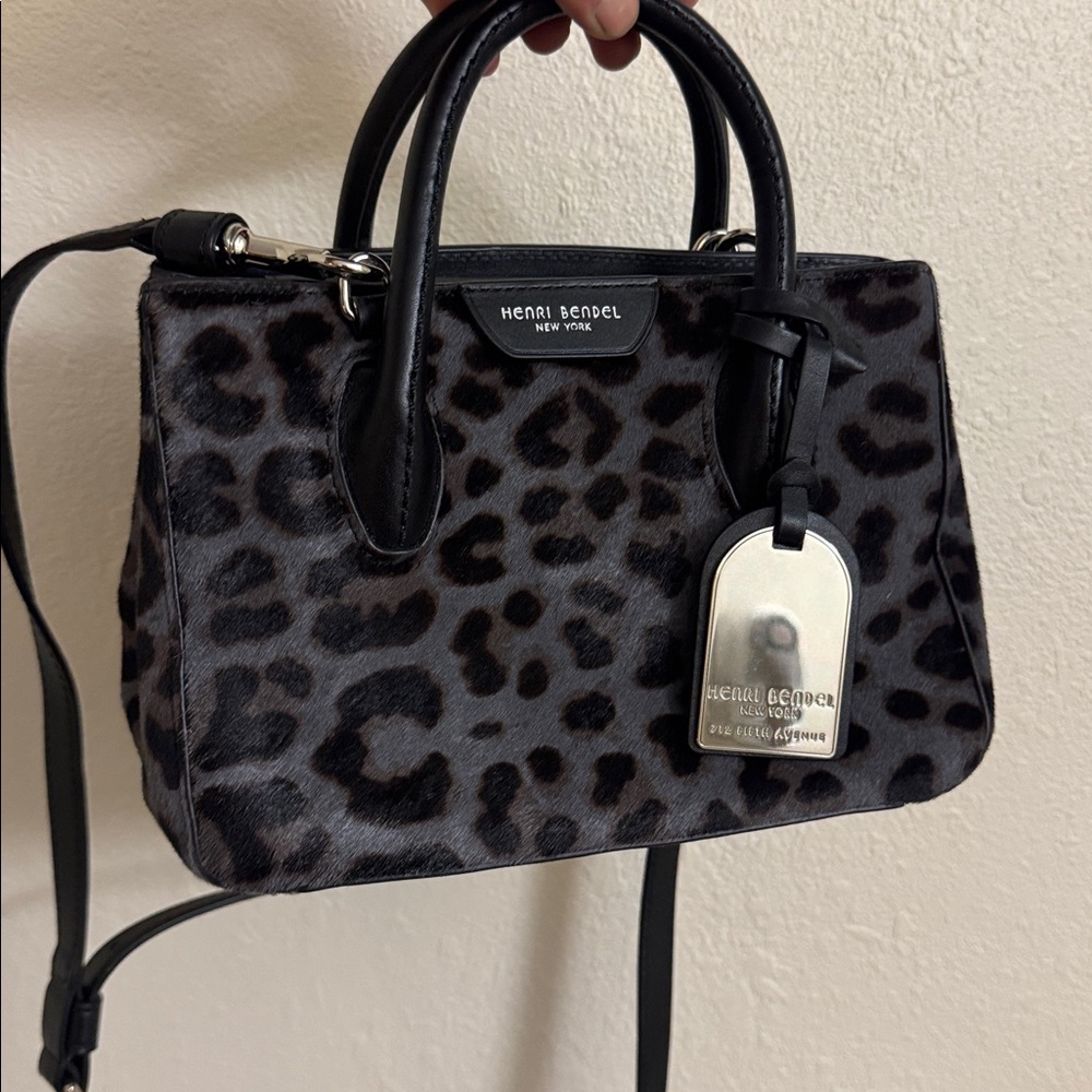 Henri Bendel New York leopard Print Mini Hand Bag Crossbody Black Purse Haircalf